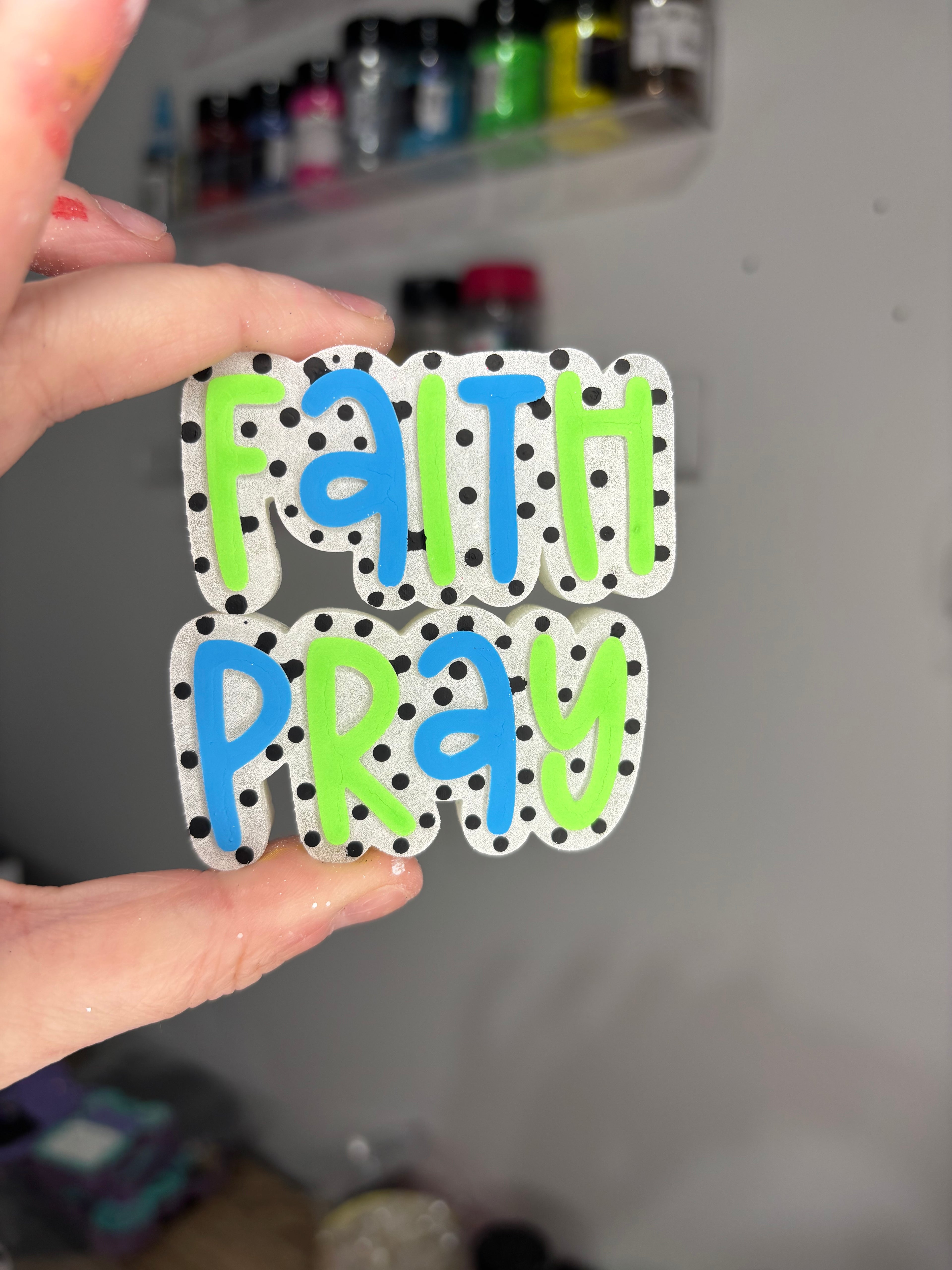 Faith & pray vent clip