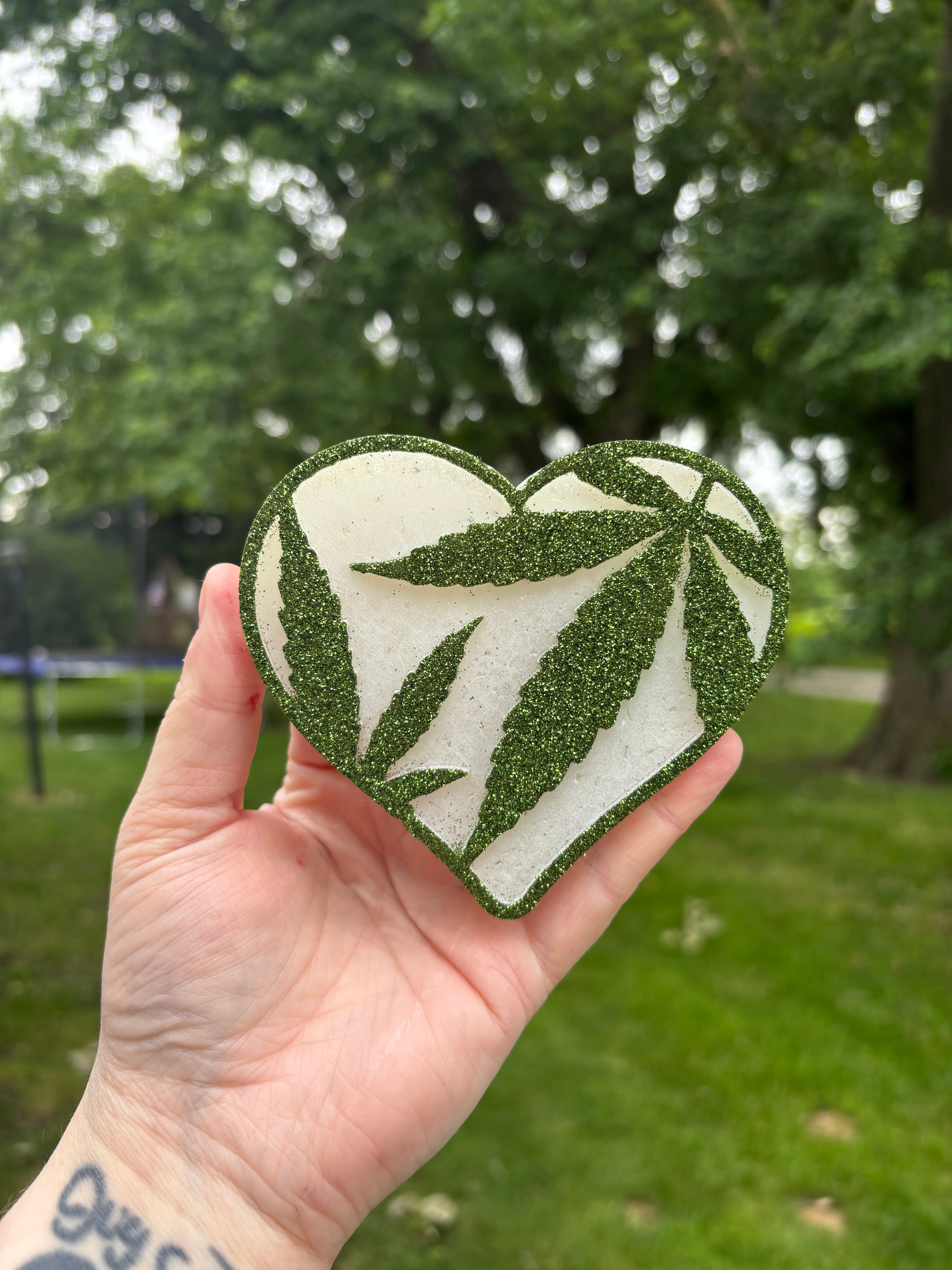 420 leaf heart