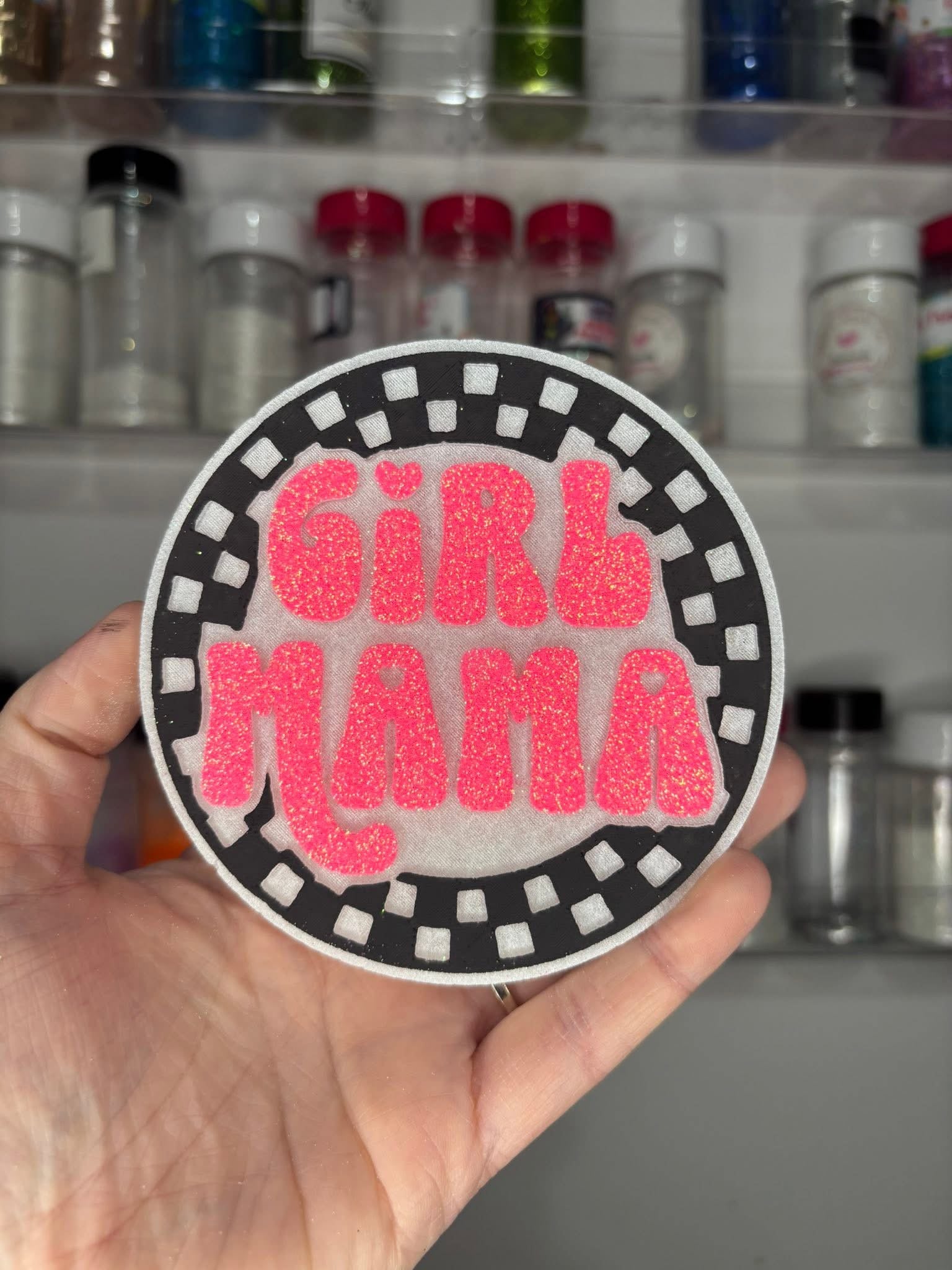 Girl mama round